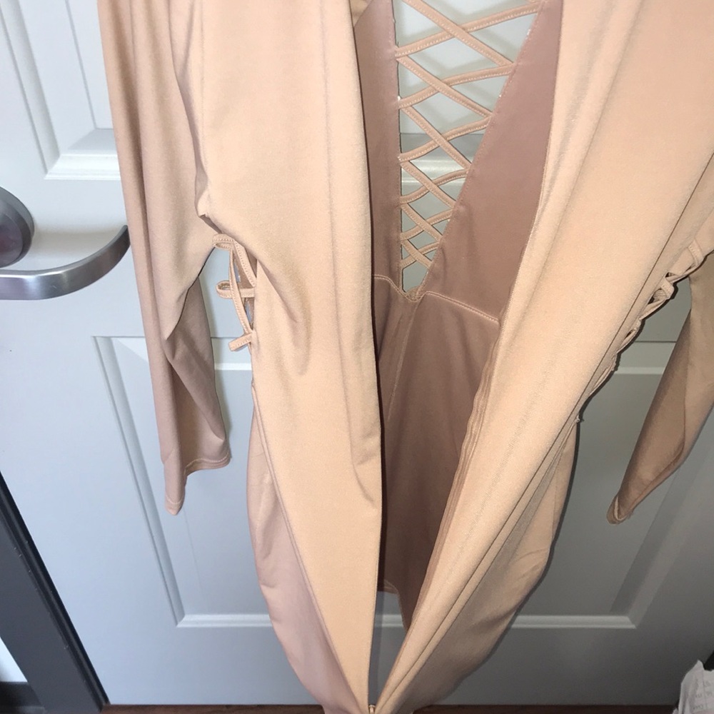 Dress - Picture 4 of 5